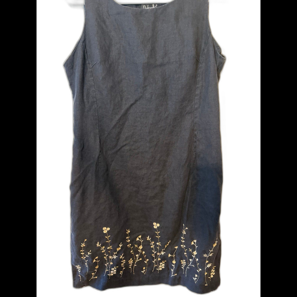 Women's linen dress with floral embroidery
